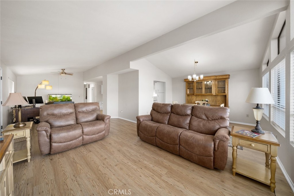 242 Partridge Ave, Paso Robles, CA 93446