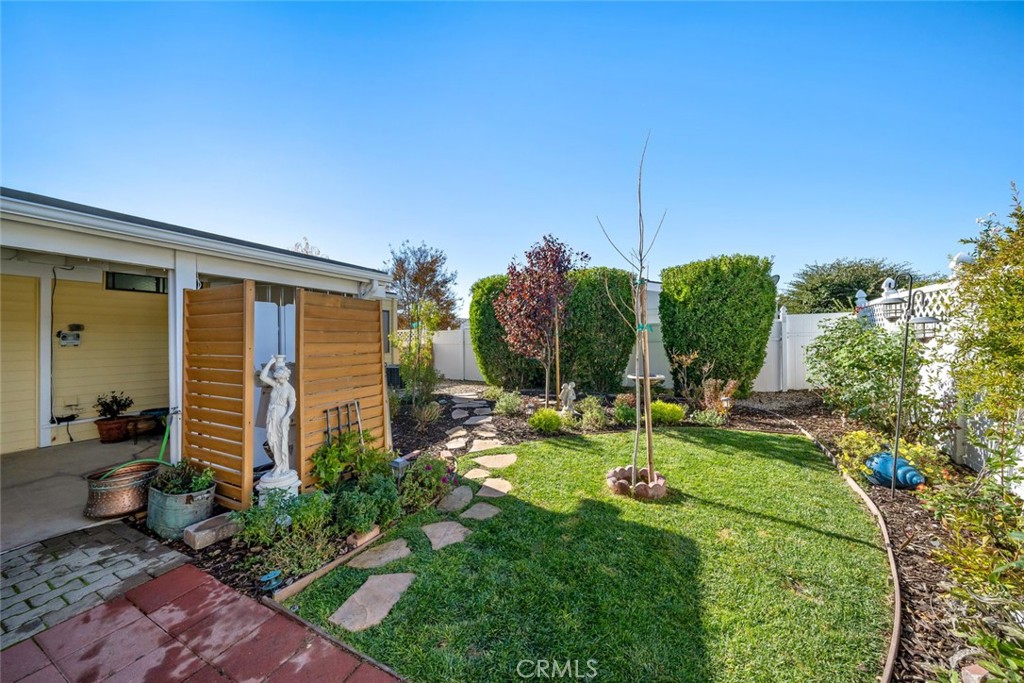 242 Partridge Ave, Paso Robles, CA 93446