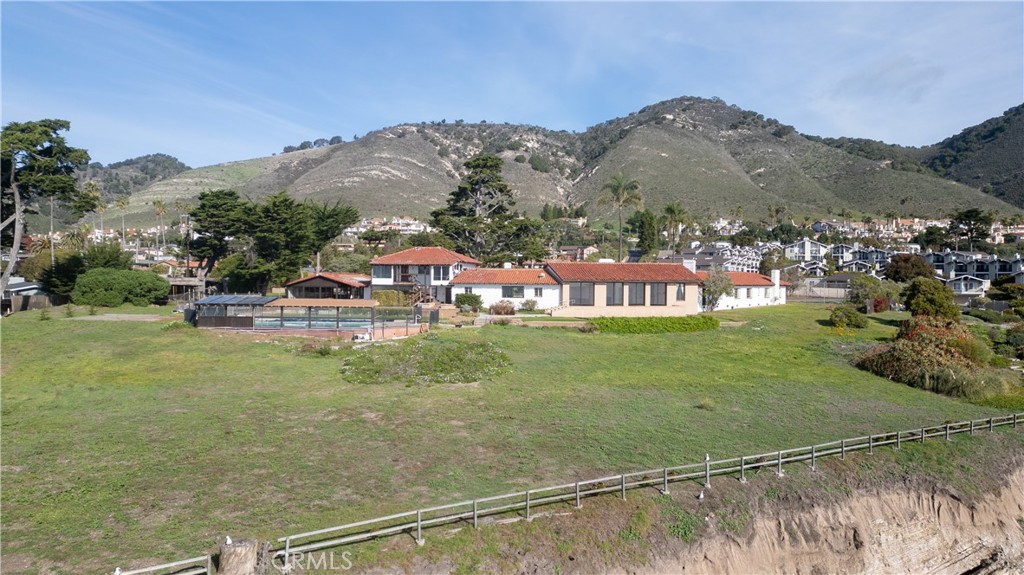 129 Park Place, Pismo Beach, CA 93449