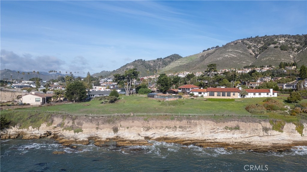 129 Park Place, Pismo Beach, CA 93449