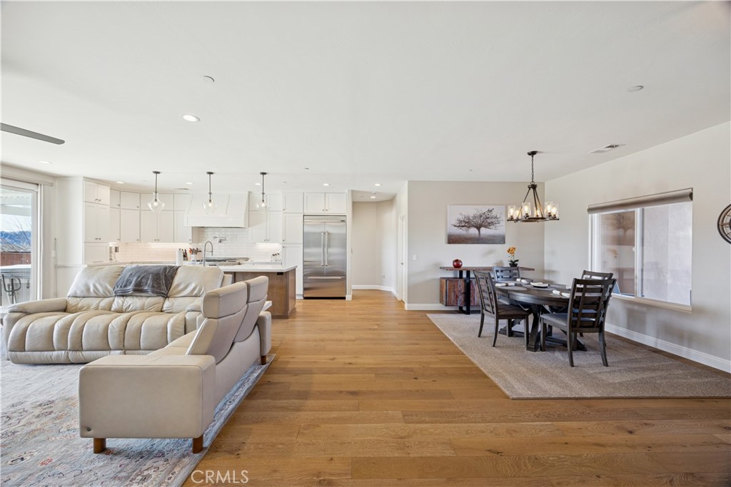 2210 Holly Drive, Paso Robles, CA 93446