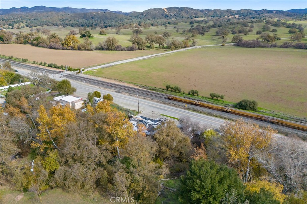 16954 El Camino Real, Atascadero, CA 93422