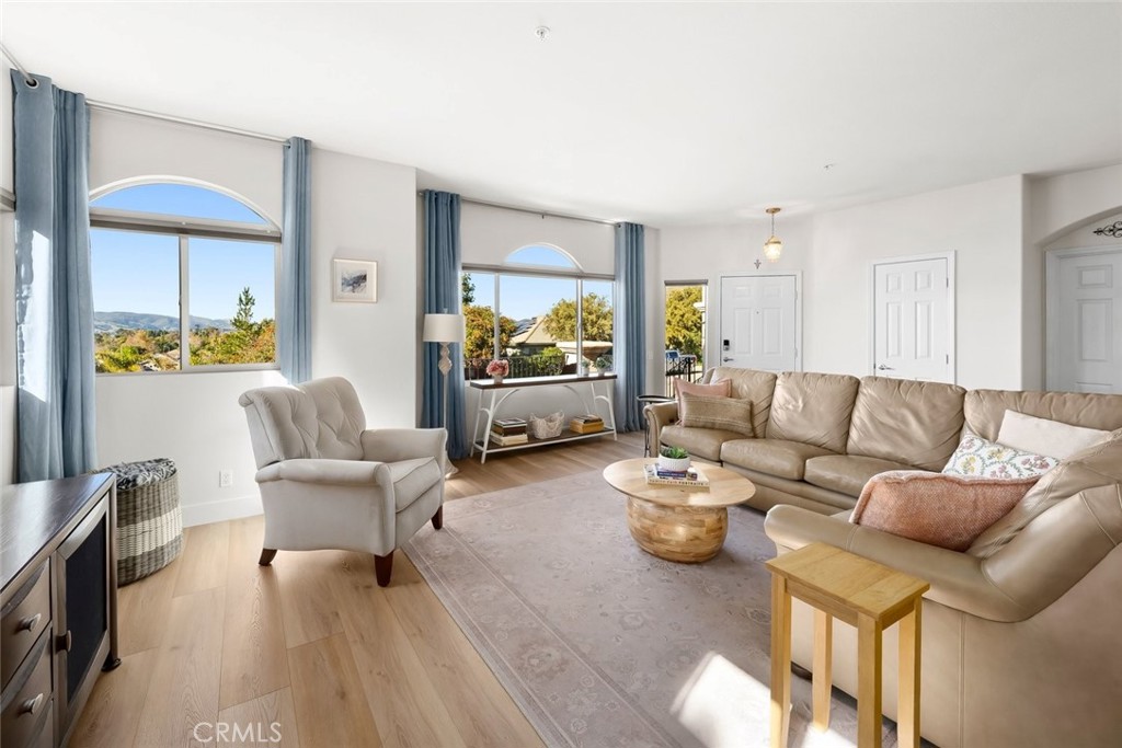 4584 Spanish Oaks Drive, San Luis Obispo, CA 93401