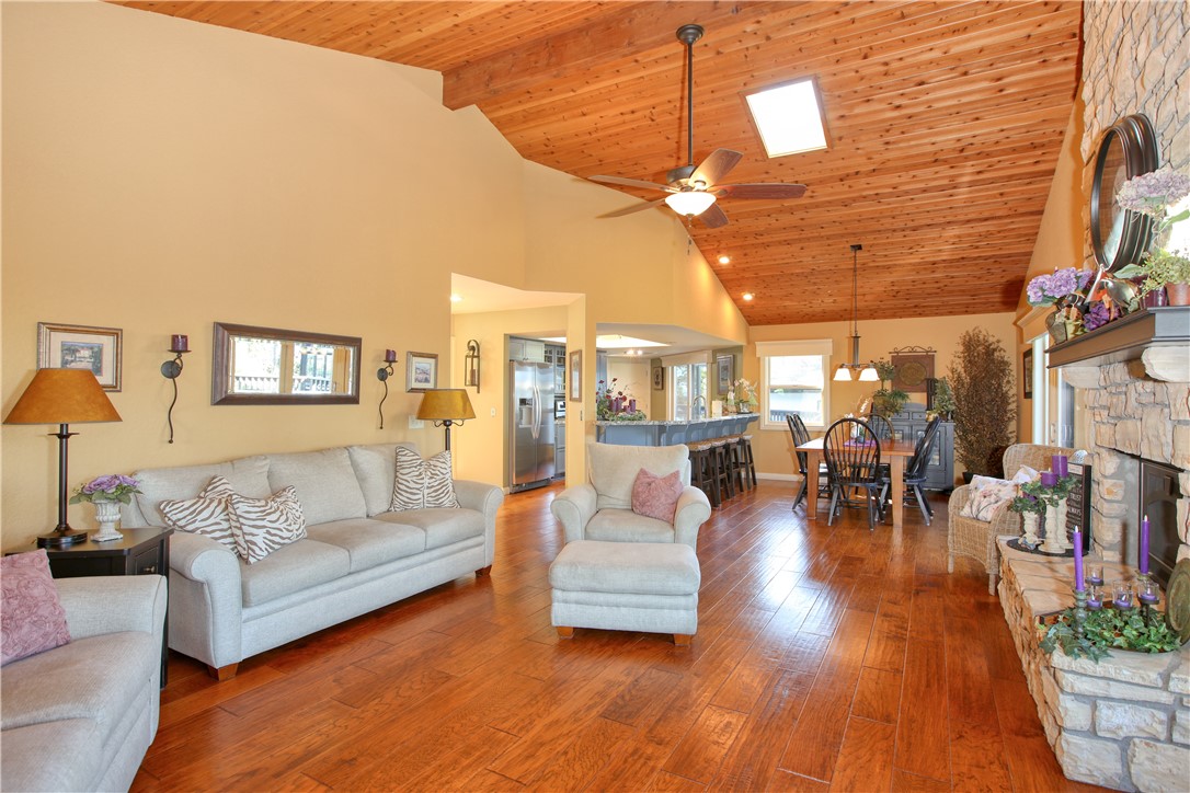 583 Plymouth St, Cambria, CA 93428