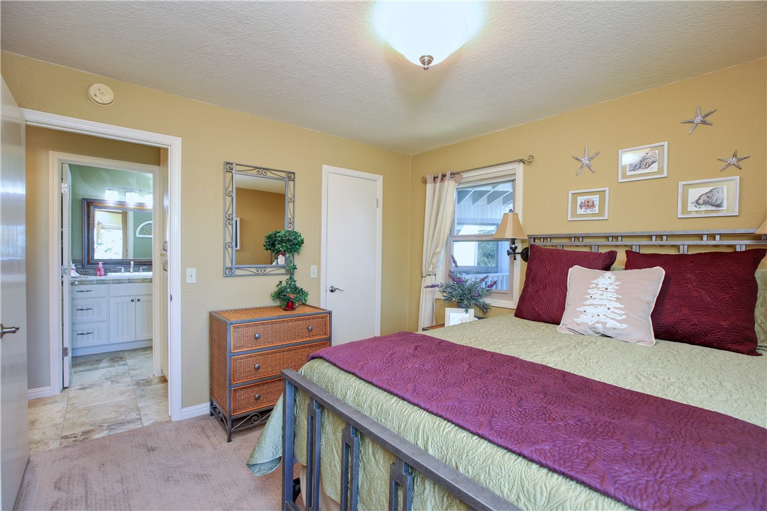 583 Plymouth St, Cambria, CA 93428