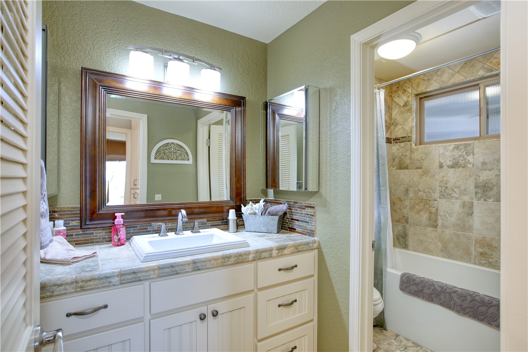 583 Plymouth St, Cambria, CA 93428