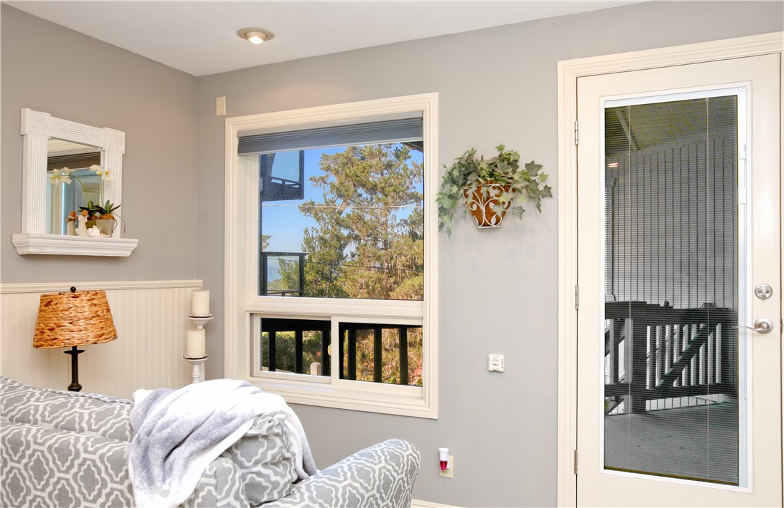 583 Plymouth St, Cambria, CA 93428