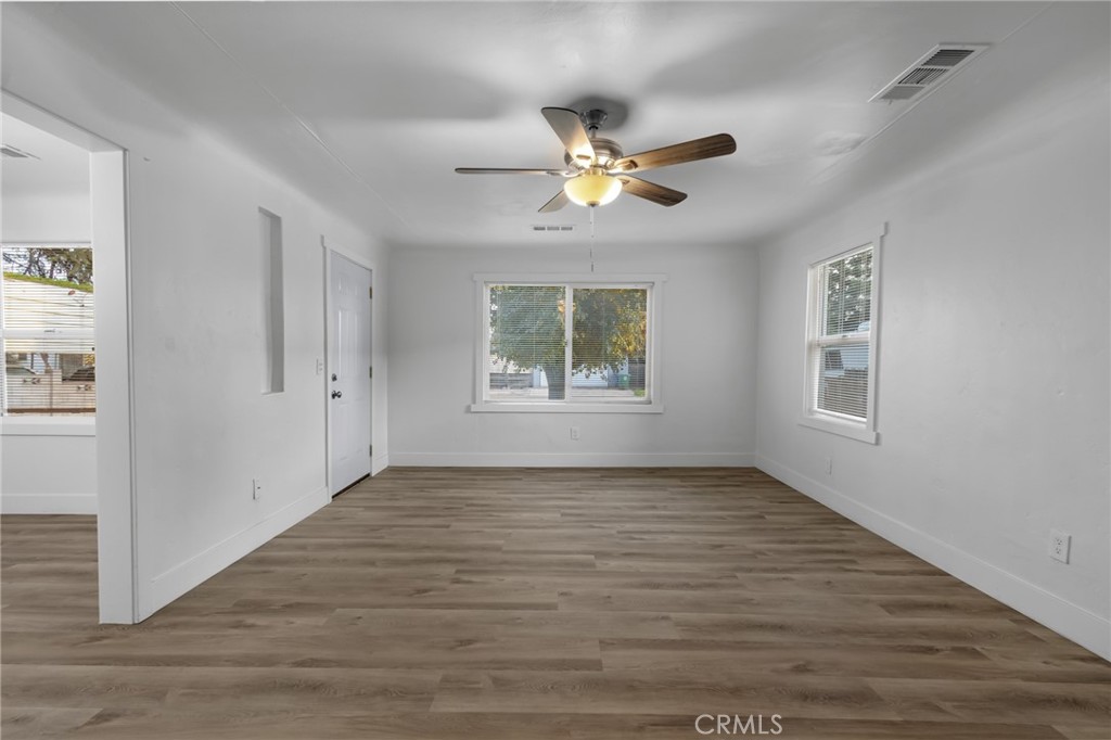 212 Sonoma Ave, Chowchilla, CA 93610