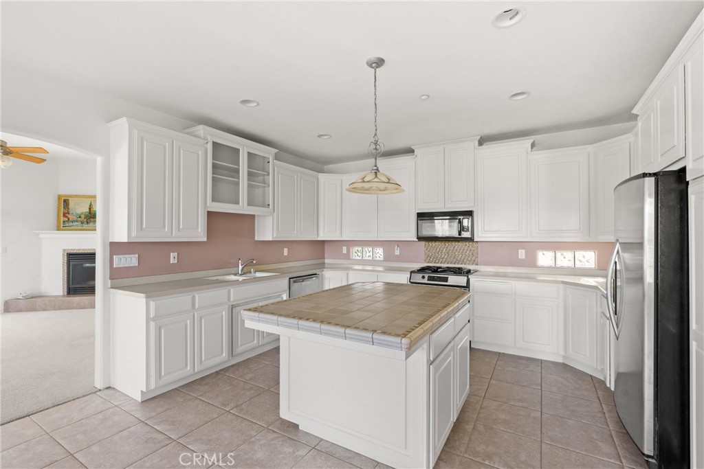 527 Stoneridge, San Luis Obispo, CA 93401