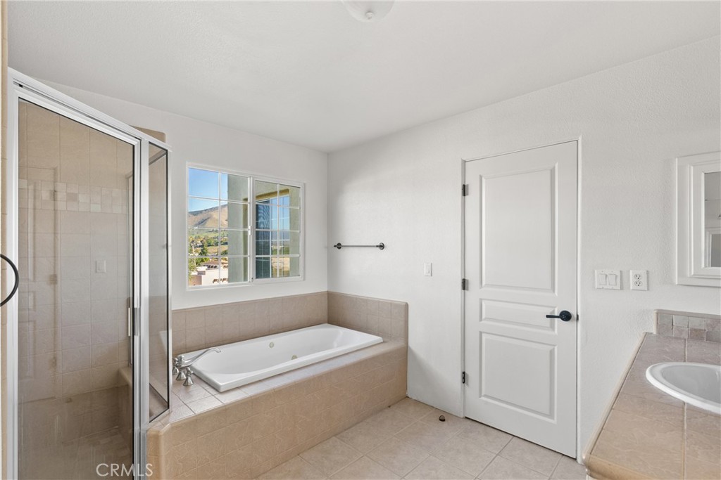 527 Stoneridge, San Luis Obispo, CA 93401