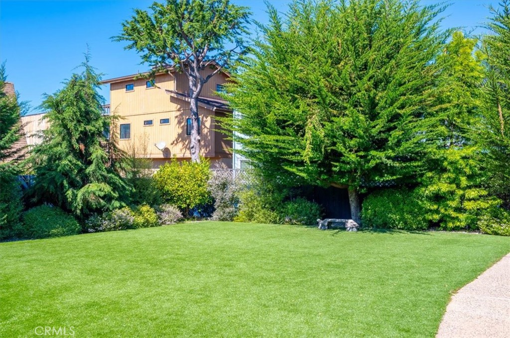 365 Bristol Street, Cambria, CA 93428