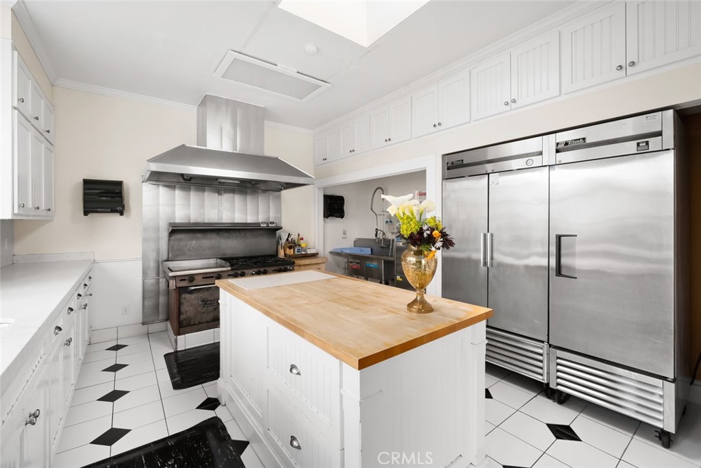 2476 Main Street, Cambria, CA 93428