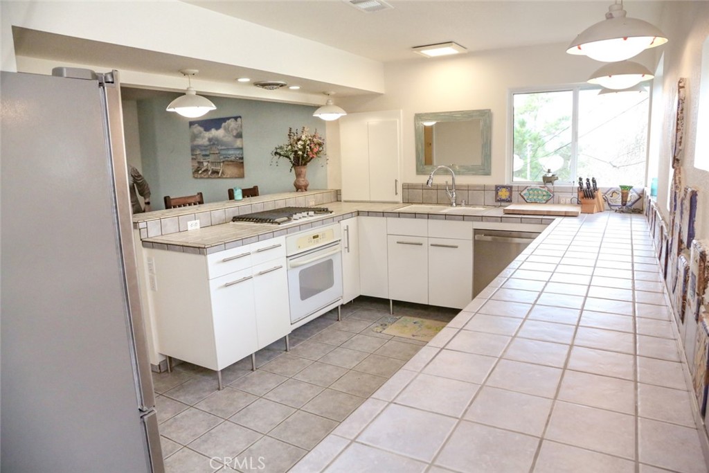 2410 Langton St, Cambria, CA 93428