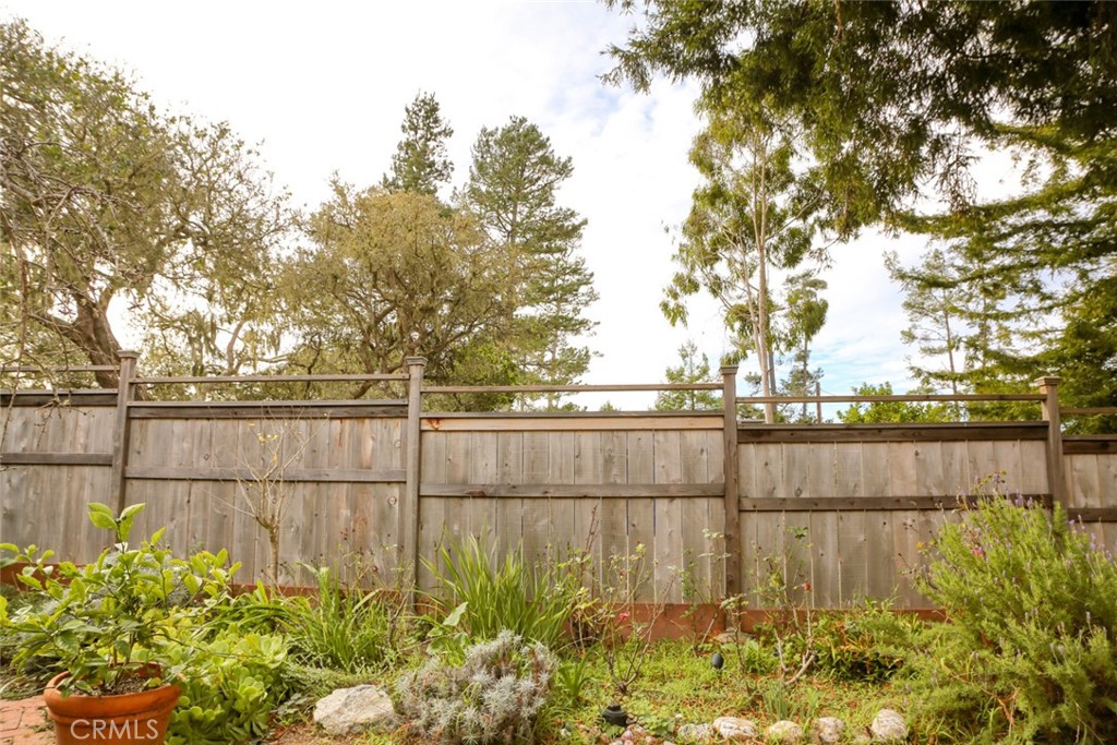 2410 Langton St, Cambria, CA 93428