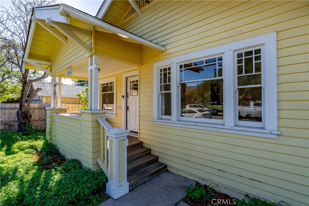 1329 Beach, San Luis Obispo, CA 93401