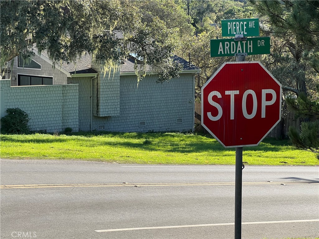 2185 Pierce, Cambria, CA 93428