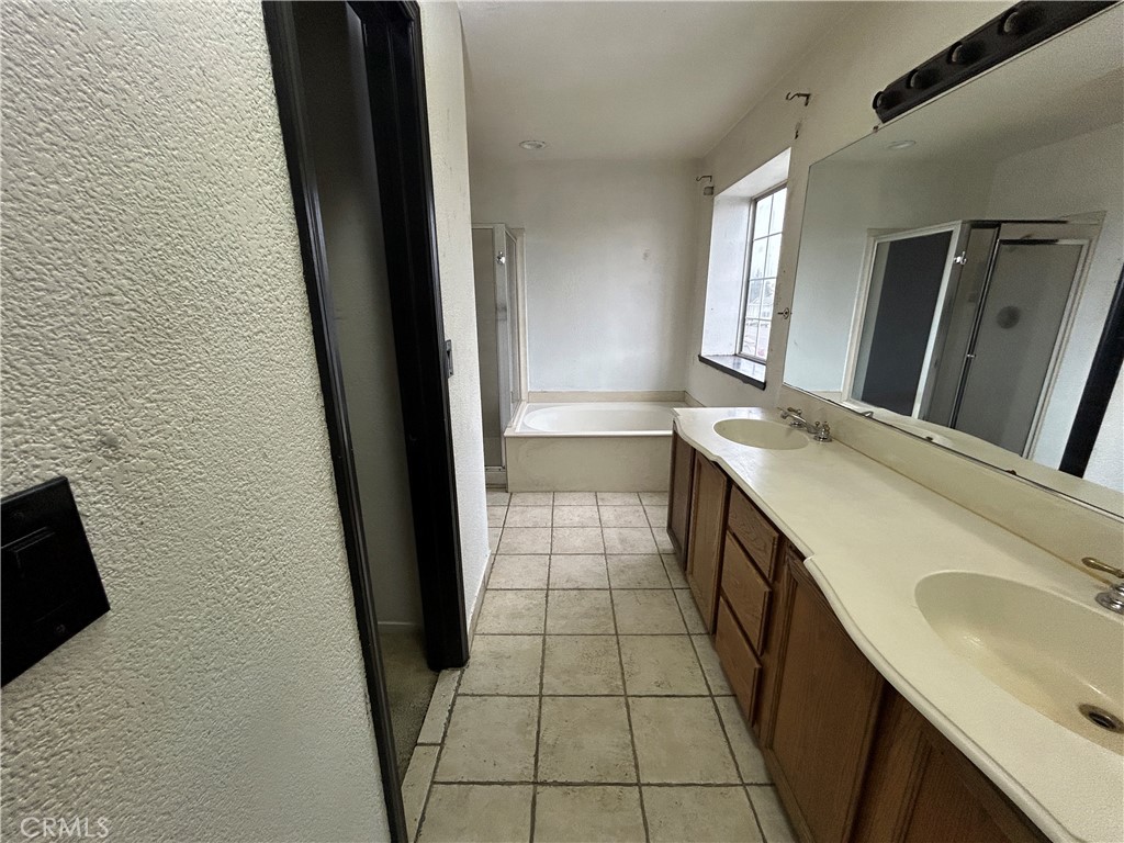 1308 Saint Francis, Los Banos, CA 93635