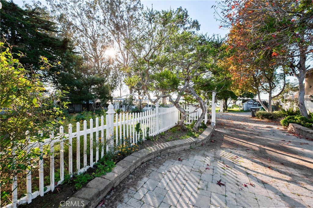 193 Main St, Morro Bay, CA 93442