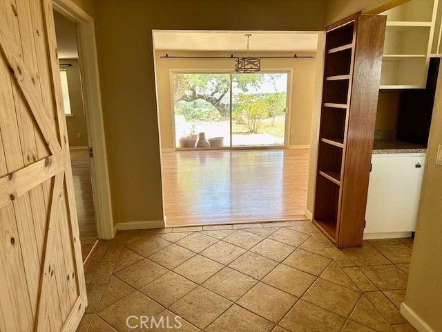 215 Hilltop, Paso Robles, CA 93446