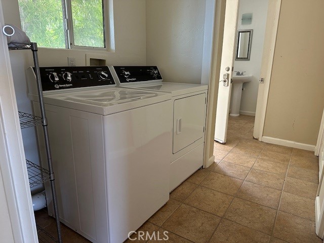 215 Hilltop, Paso Robles, CA 93446