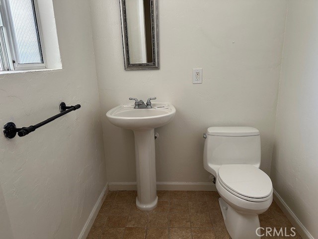 215 Hilltop, Paso Robles, CA 93446