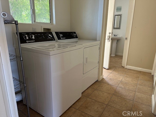 215 Hilltop, Paso Robles, CA 93446