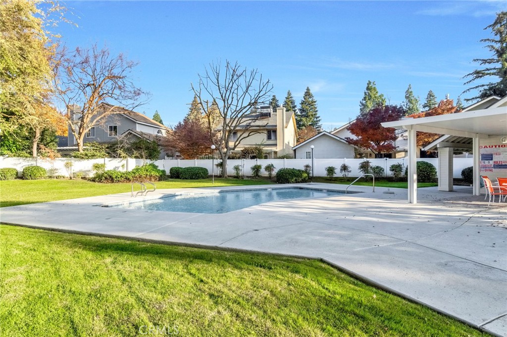 9150 N Woodlawn, Fresno, CA 93720