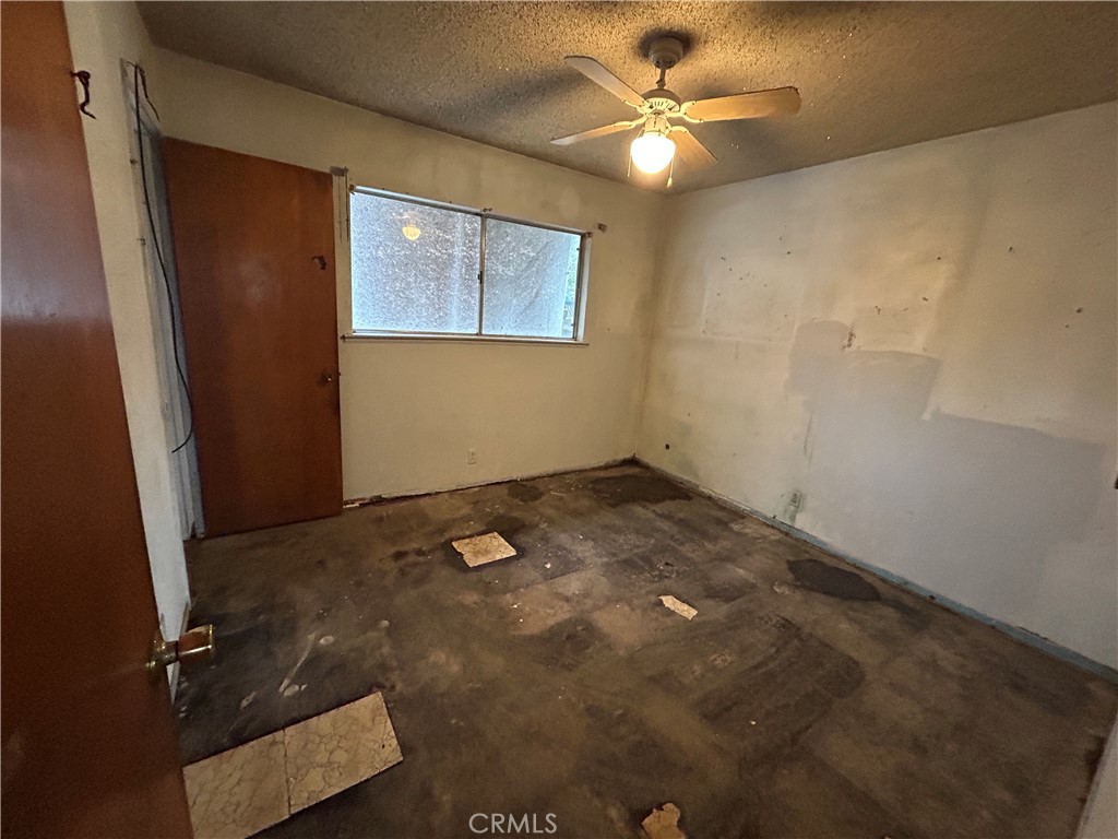 755 H, Parlier, CA 93648