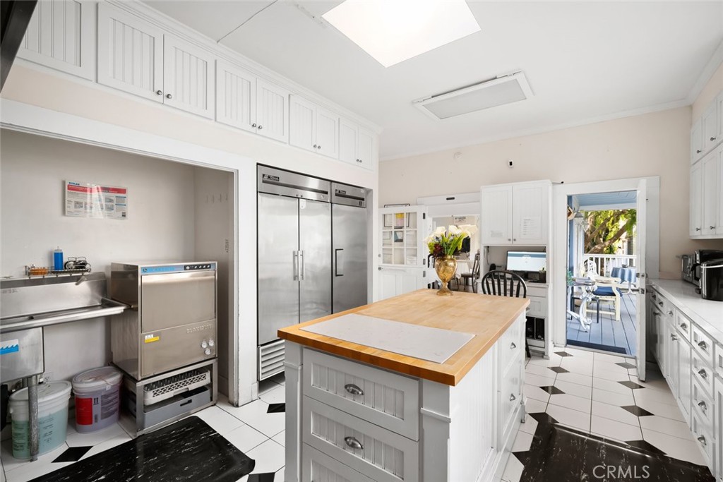 2476 Main Street, Cambria, CA 93428