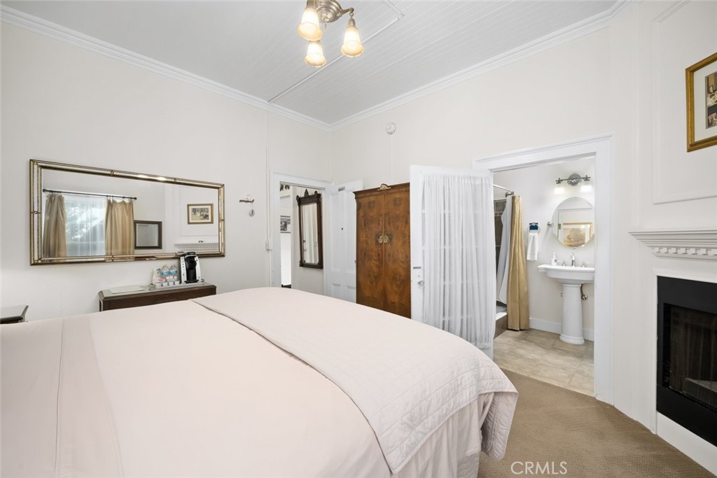 2476 Main Street, Cambria, CA 93428