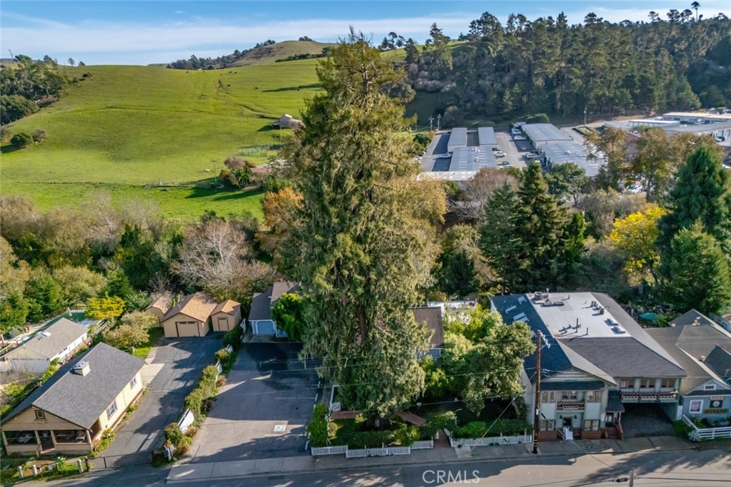 2476 Main Street, Cambria, CA 93428