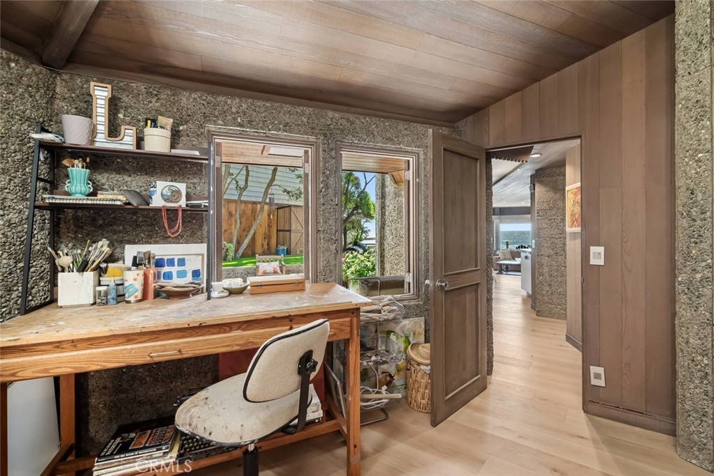 2431 Sherwood Drive, Cambria, CA 93428