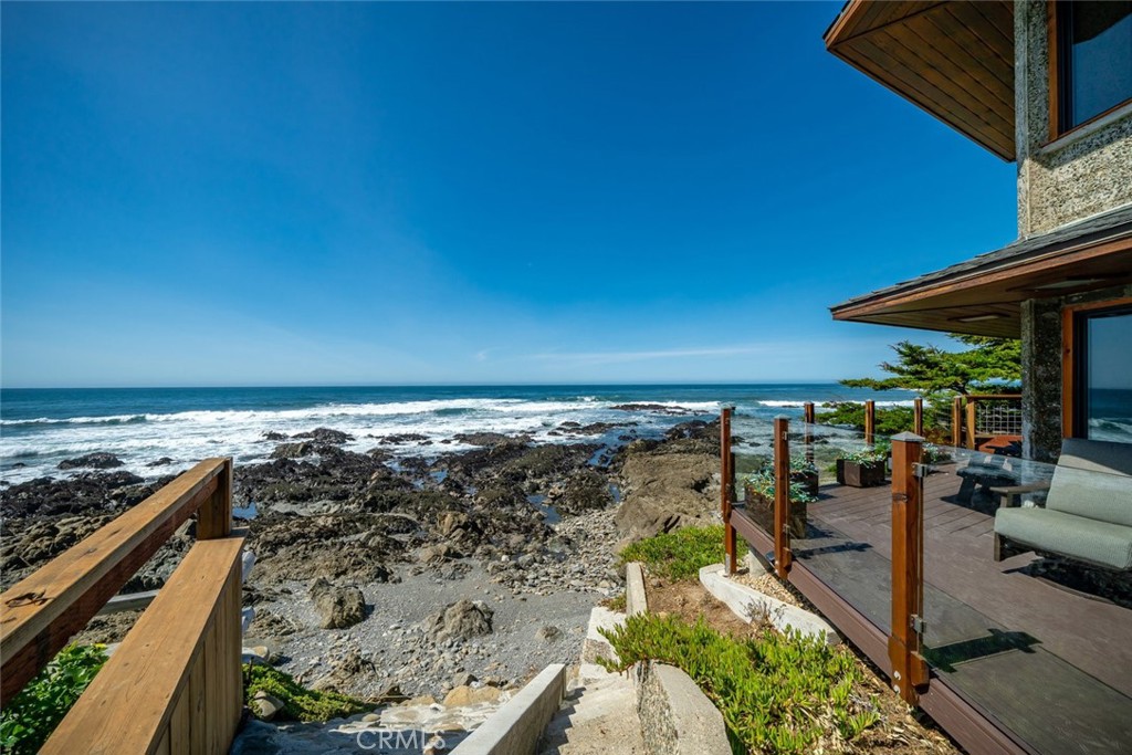 2431 Sherwood Drive, Cambria, CA 93428