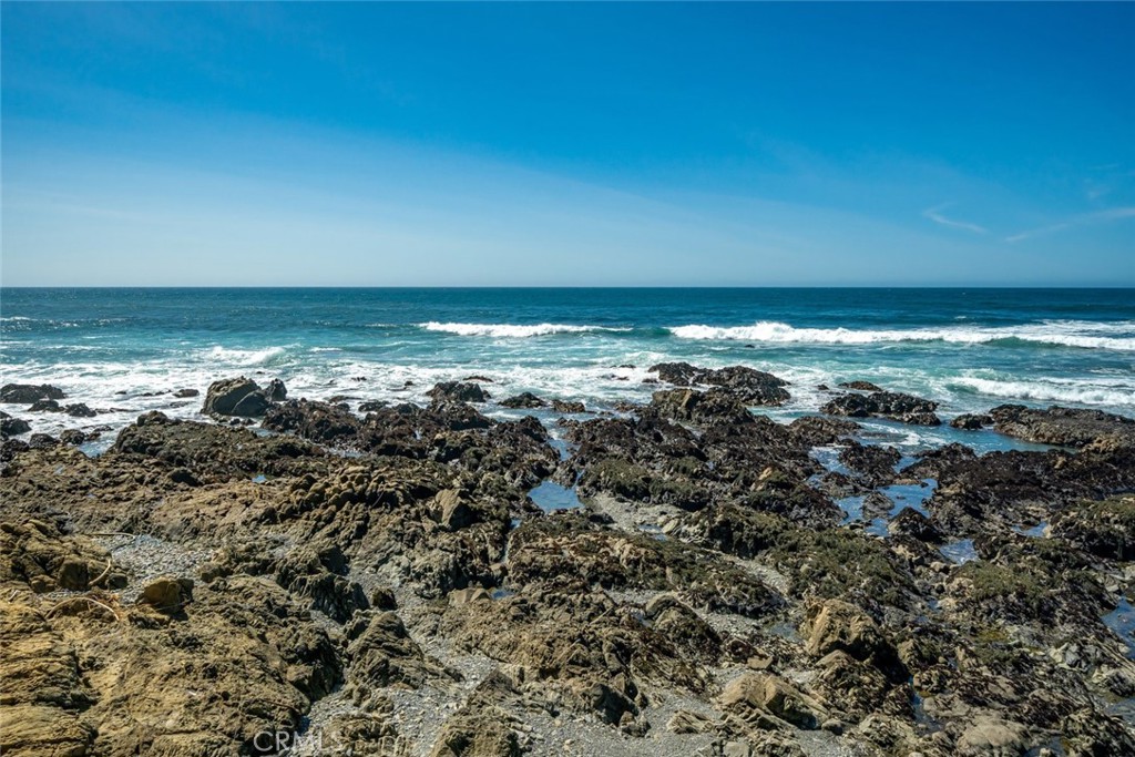 2431 Sherwood Drive, Cambria, CA 93428