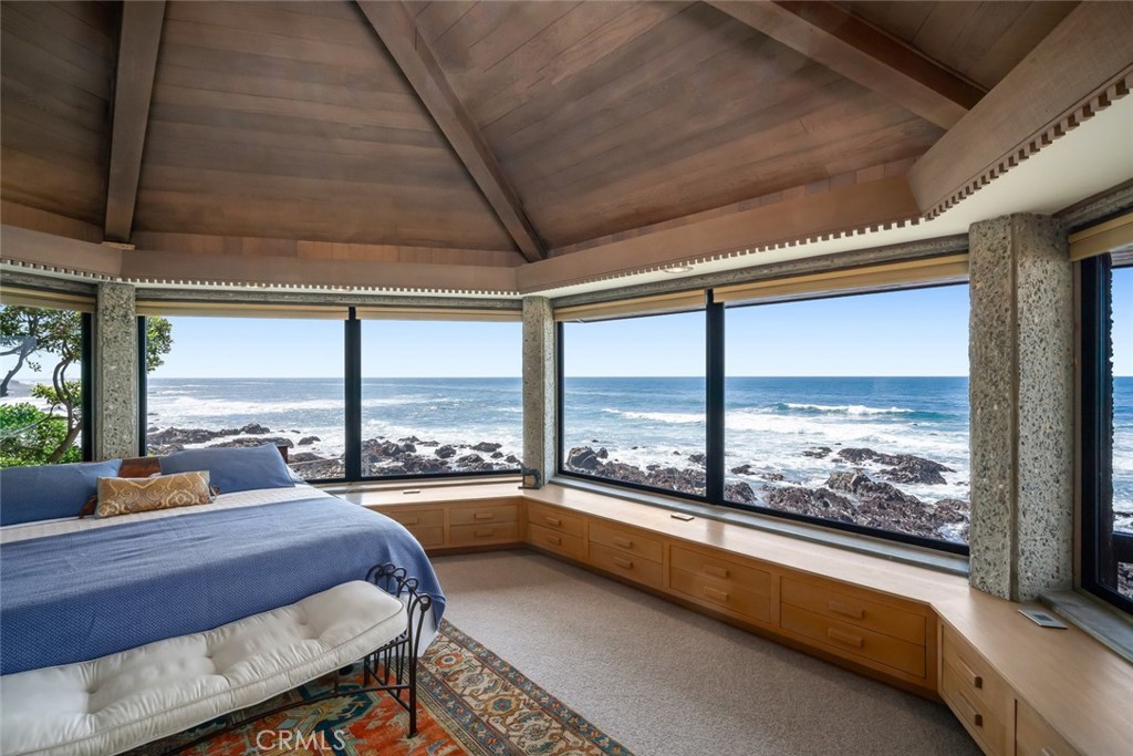 2431 Sherwood Drive, Cambria, CA 93428