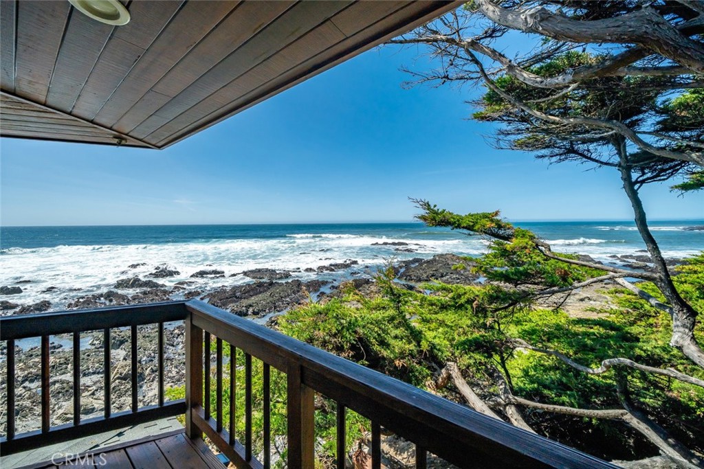 2431 Sherwood Drive, Cambria, CA 93428
