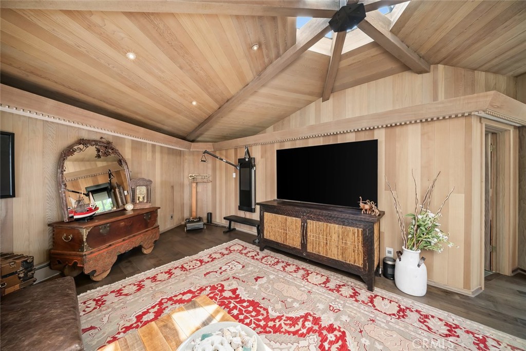 2431 Sherwood Drive, Cambria, CA 93428