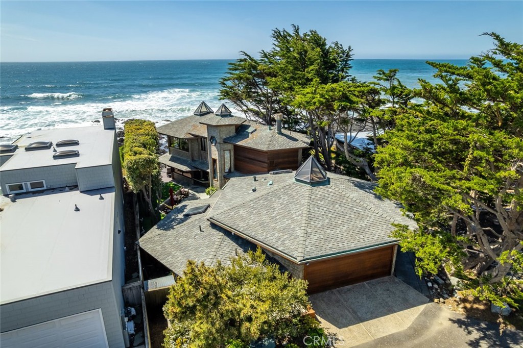 2431 Sherwood Drive, Cambria, CA 93428