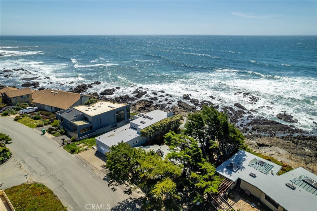 2431 Sherwood Drive, Cambria, CA 93428