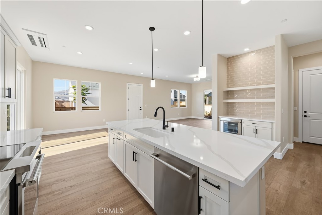 219 Foxtrot Ct, San Luis Obispo, CA 93401