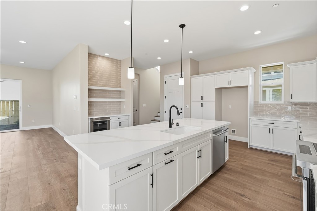 219 Foxtrot Ct, San Luis Obispo, CA 93401