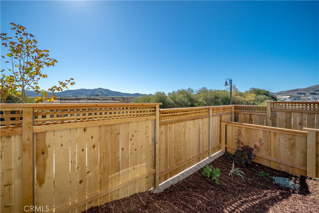 219 Foxtrot Ct, San Luis Obispo, CA 93401