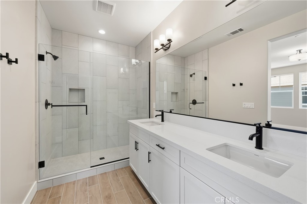 219 Foxtrot Ct, San Luis Obispo, CA 93401