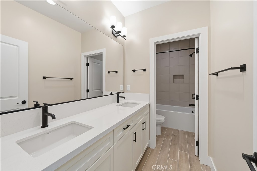 219 Foxtrot Ct, San Luis Obispo, CA 93401