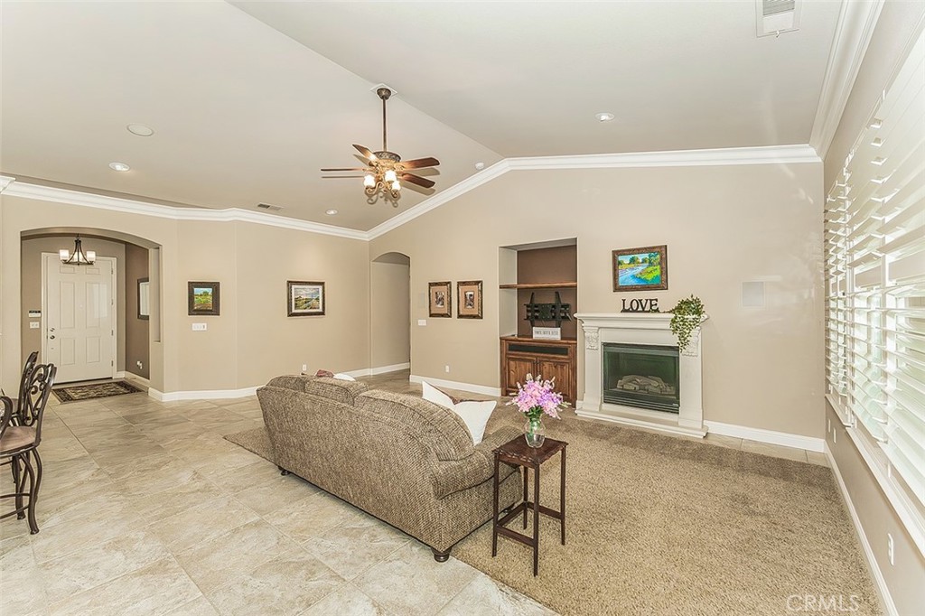 3725 Everglade, Clovis, CA 93619