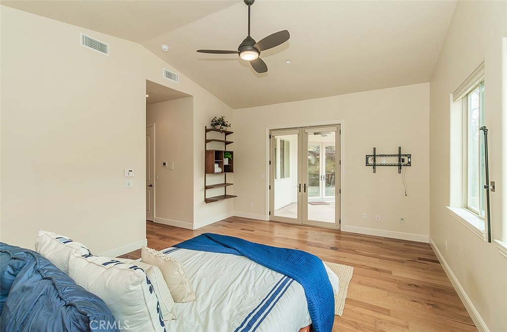 1562 N Empire Ln, Clovis, CA 93619