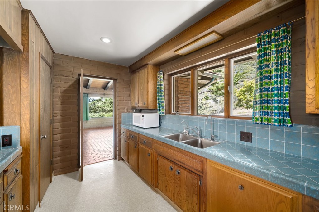 18844 Cabrillo, Cambria, CA 93452