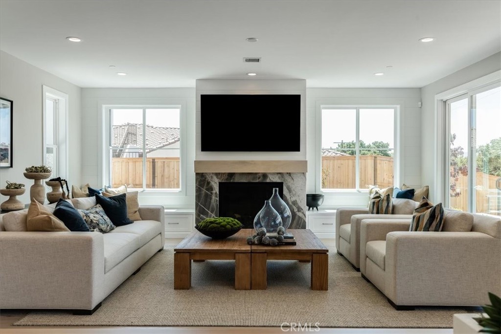 1458 Parsons Way, San Luis Obispo, CA 93401