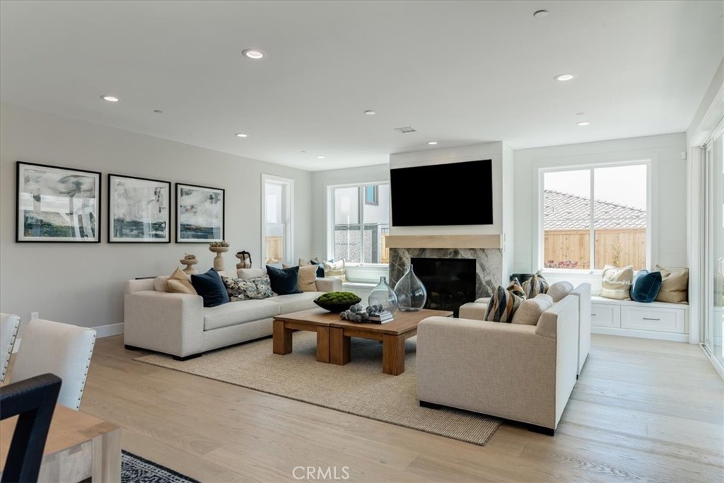 1458 Parsons Way, San Luis Obispo, CA 93401