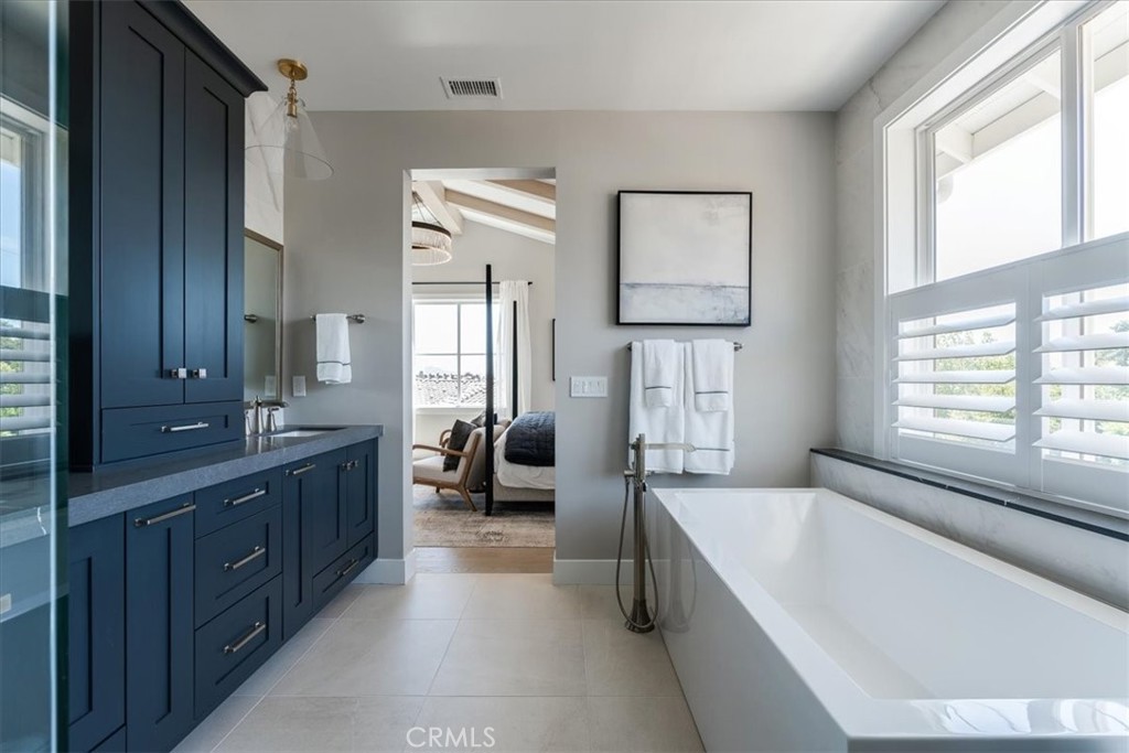 1458 Parsons Way, San Luis Obispo, CA 93401